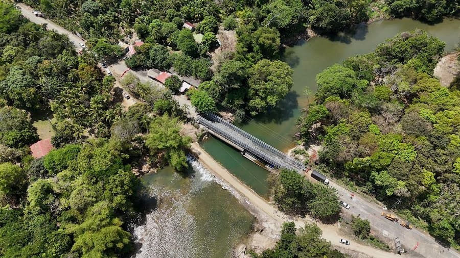 Apertura de puente militar en Mendihuaca restablece el turismo y recupera el tránsito entre Magdalena y La Guajira